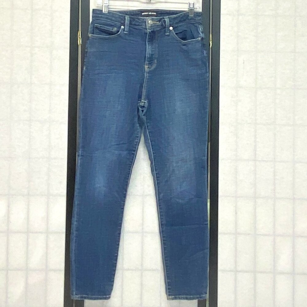 DKNY Faded Denim High Rise Straight Slim Jeans Y2K Minimalist Core 10